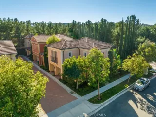 Photo #3: OC23218227 Listing 