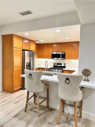 Photo #3: OC23218554 Listing 