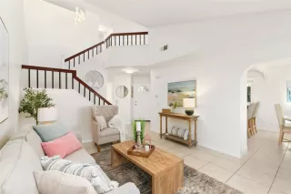 Photo #5: OC23218891 Listing 