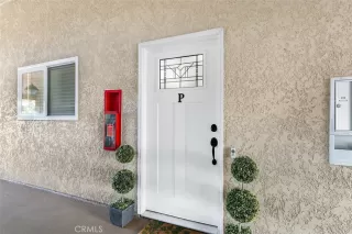 Photo #2: OC23219376 Listing