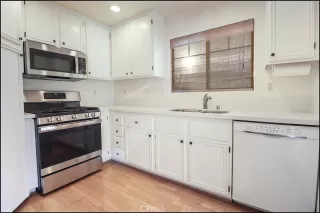 Photo #6: OC23219550 Listing 