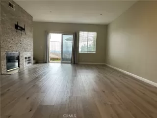 Photo #1: OC23219594 Listing 