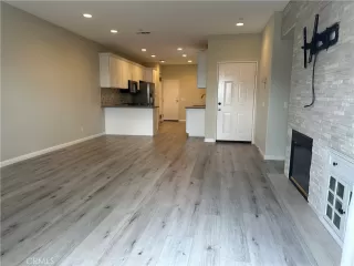 Photo #3: OC23219594 Listing 