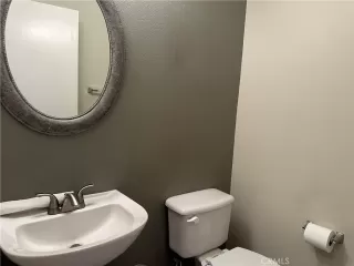 Photo #5: OC23219594 Listing 