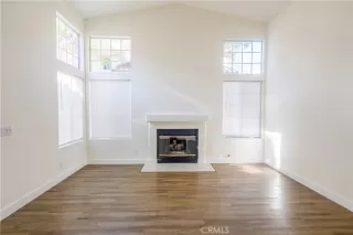 Photo #3: OC23219630 Listing 