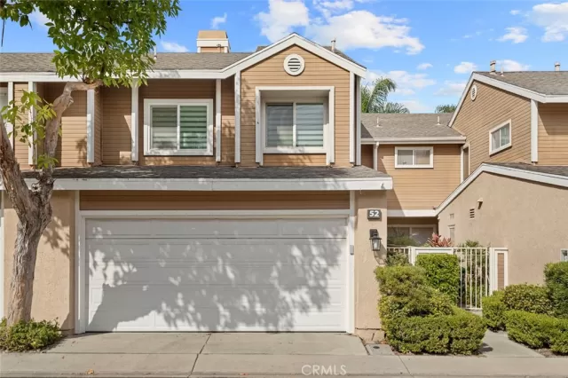 MLS: OC23219803 Condo For Sale