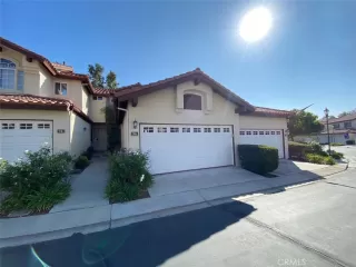 Photo #2: OC23219819 Listing 