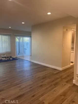 Photo #3: OC23219912 Listing 