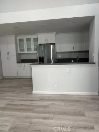 Photo #6: OC23219983 Listing 