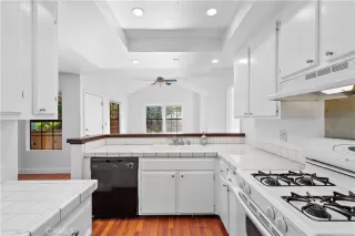 Photo #5: OC23220003 Listing