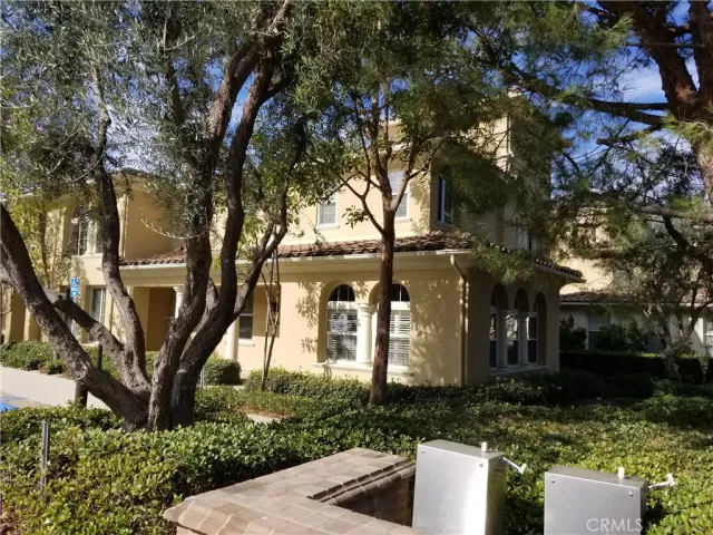 MLS: OC23220015 Condo For Sale