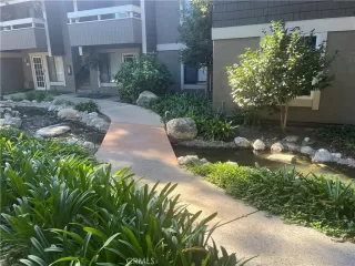 Photo #2: OC23220031 Listing 