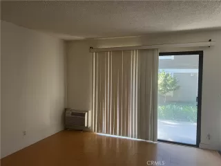 Photo #3: OC23220031 Listing 