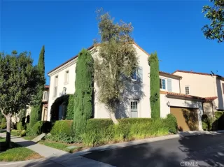 Photo #2: OC23220193 Listing 