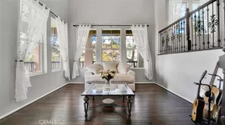 Photo #4: OC23220433 Listing 