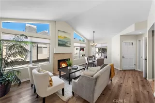 Photo #2: OC23220486 Listing 