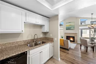 Photo #6: OC23220486 Listing 