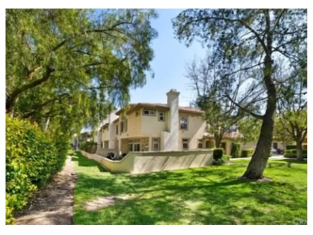 MLS: OC23221012 Condo For Sale