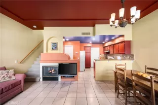 Photo #5: OC23221126 Listing