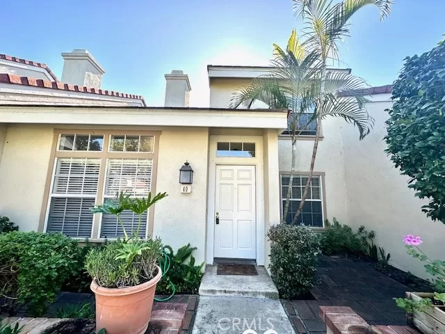 MLS: OC23221296 Condo For Sale