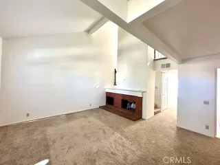 Photo #2: OC23221296 Listing 