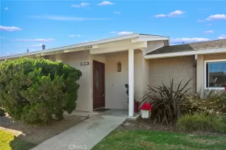 Photo #2: OC23221348 Listing