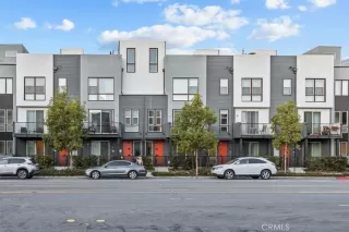 Photo #3: OC23221436 Listing 