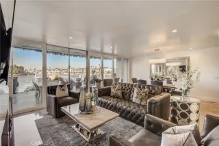 Photo #3: OC23221481 Listing 