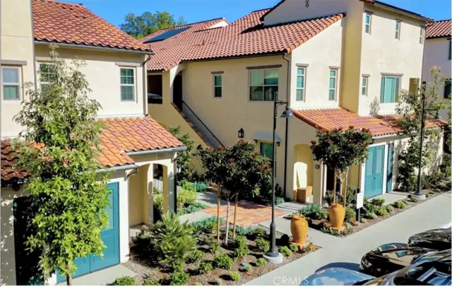 MLS: OC23221943 Condo For Sale