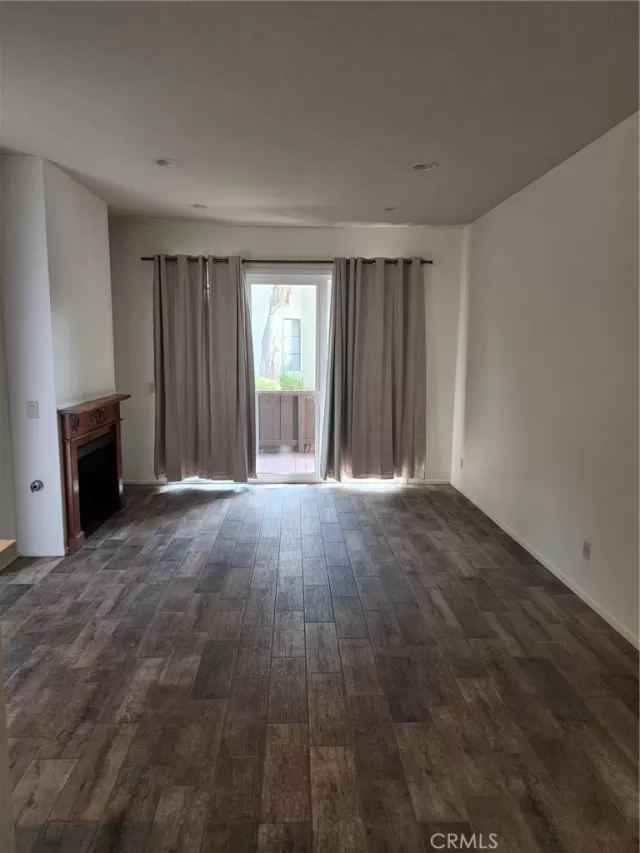 MLS: OC23222037 Condo For Sale