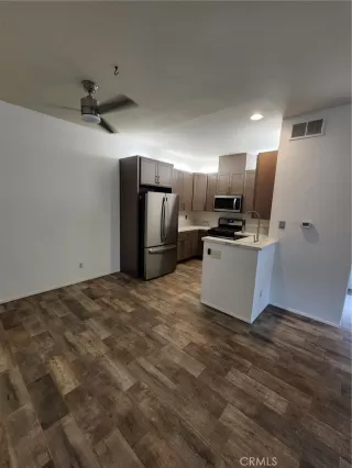 Photo #1: OC23222037 Listing 