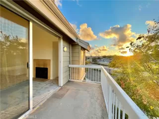 Photo #2: OC23222039 Listing 