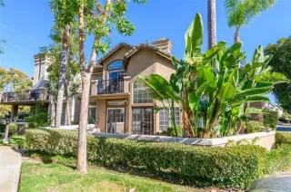 Photo #1: OC23222299 Listing 