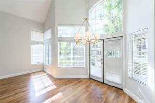 Photo #6: OC23222299 Listing 