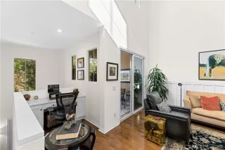 Photo #4: OC23222303 Listing 