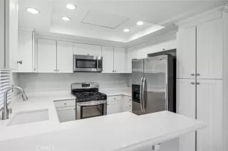 Photo #4: OC23222434 Listing 