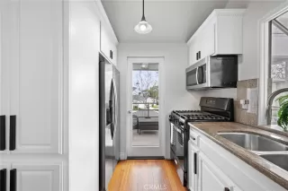 Photo #3: OC23222658 Listing 