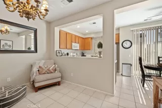 Photo #4: OC23222686 Listing 