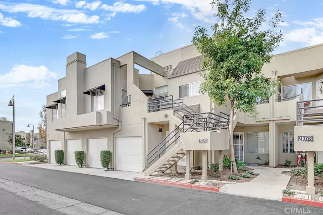 MLS: OC23222762 Condo For Sale