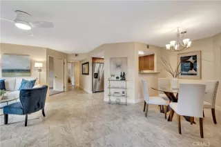 Photo #3: OC23222912 Listing 