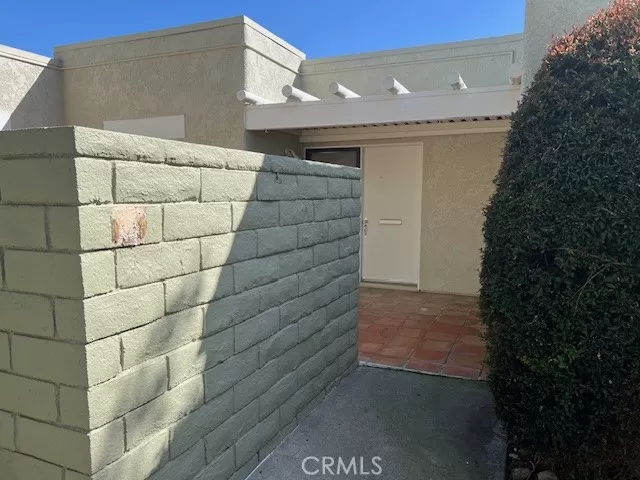 MLS: OC23222953 Condo For Sale