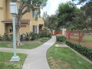 Photo #3: OC23223033 Listing 