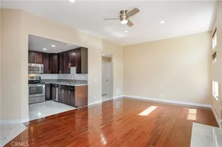 Photo #5: OC23223696 Listing 