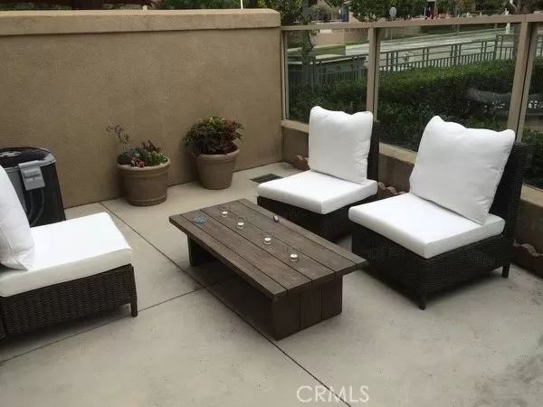 MLS: OC23223875 Condo For Sale