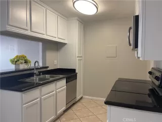 Photo #3: OC23224005 Listing 