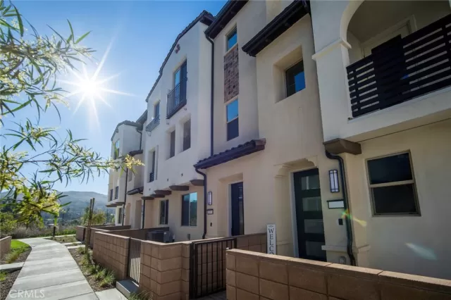 MLS: OC23224031 Condo For Sale