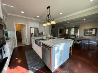 Photo #5: OC23224549 Listing 