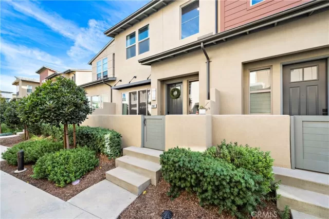 MLS: OC23224749 Condo For Sale