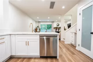 Photo #4: OC23225100 Listing 