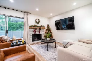 Photo #6: OC23225100 Listing 